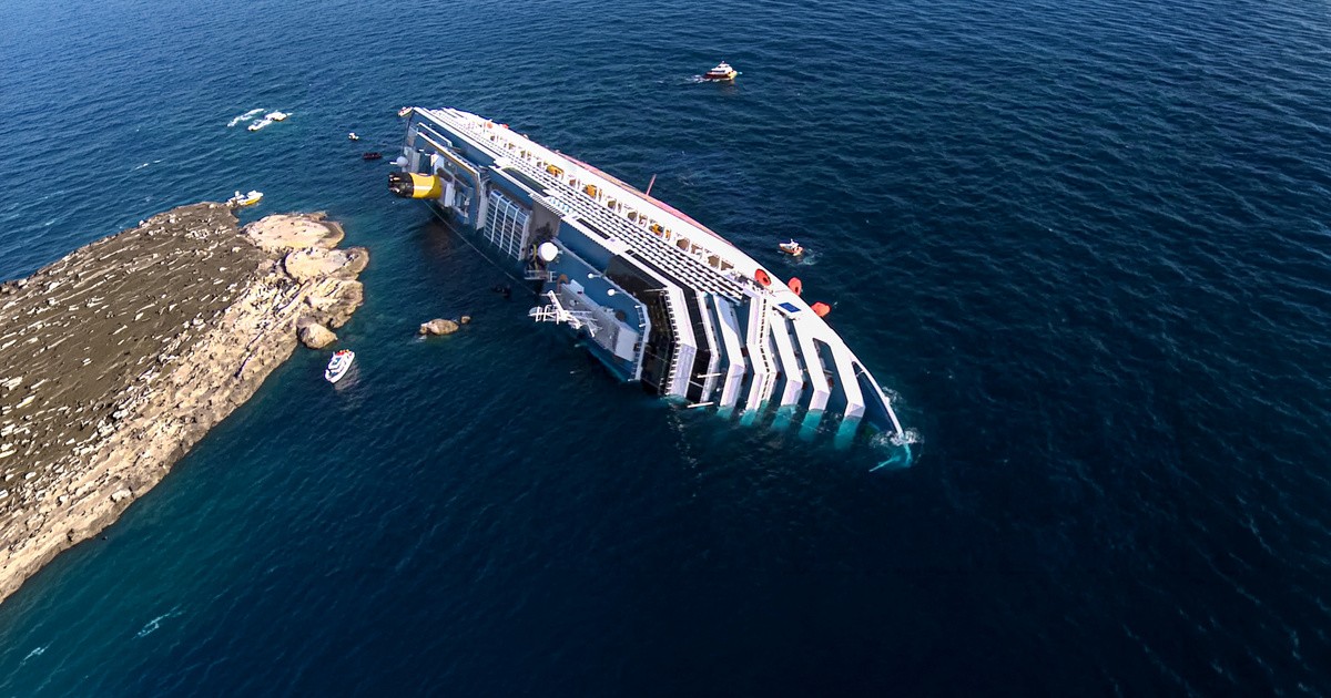 A kapitány gyávasága és a magyar hős: a Costa Concordia-tragédia máig ható tanulságai